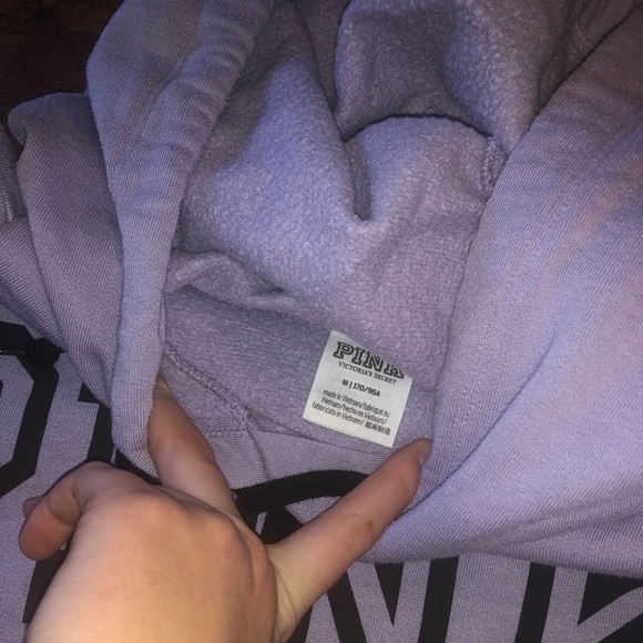 Victoria’s secret (pink) pullover - Picture 3 of 3